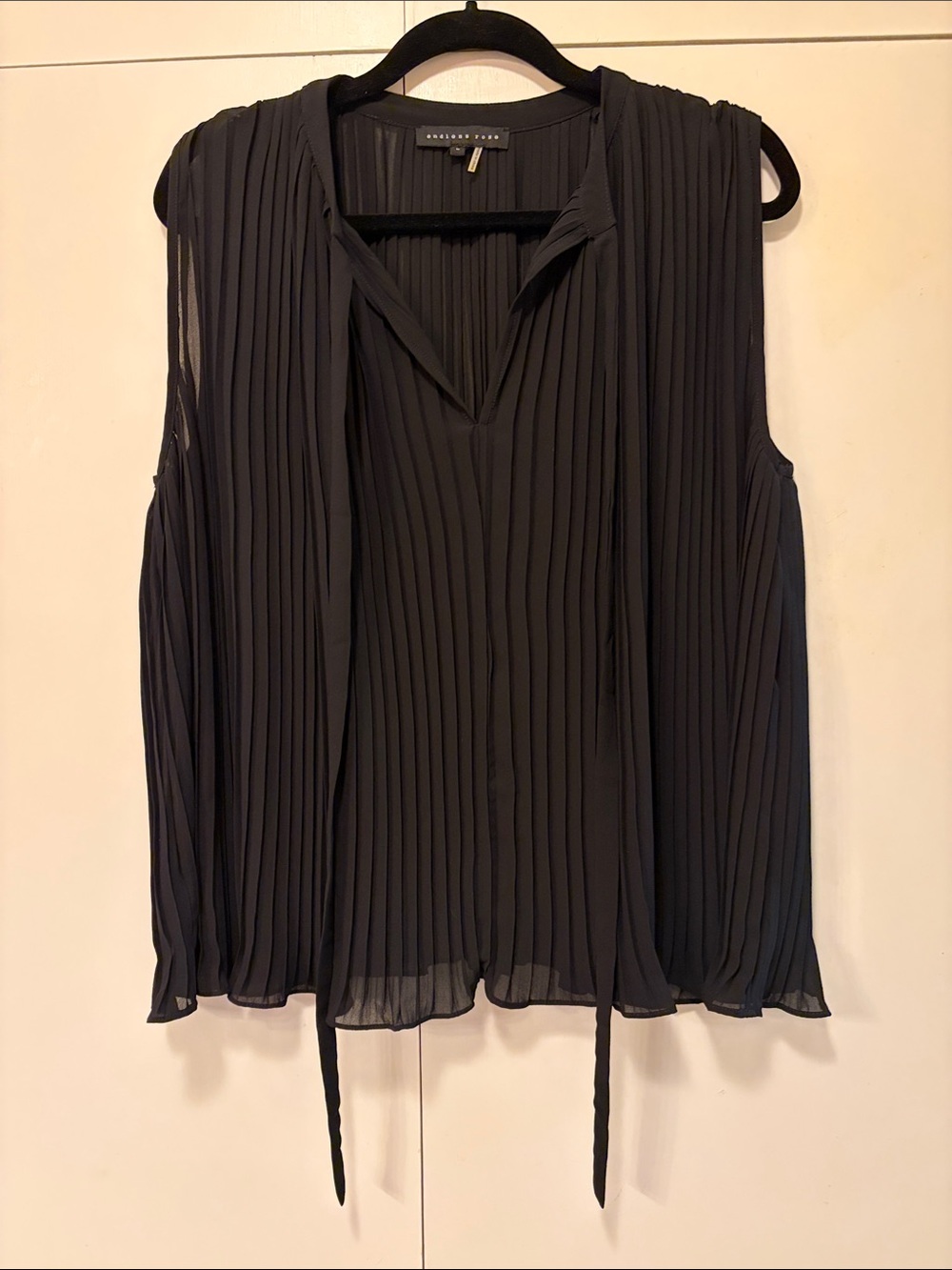 Endless Rose Black Pleated Sleeveless V-Neck Blouse